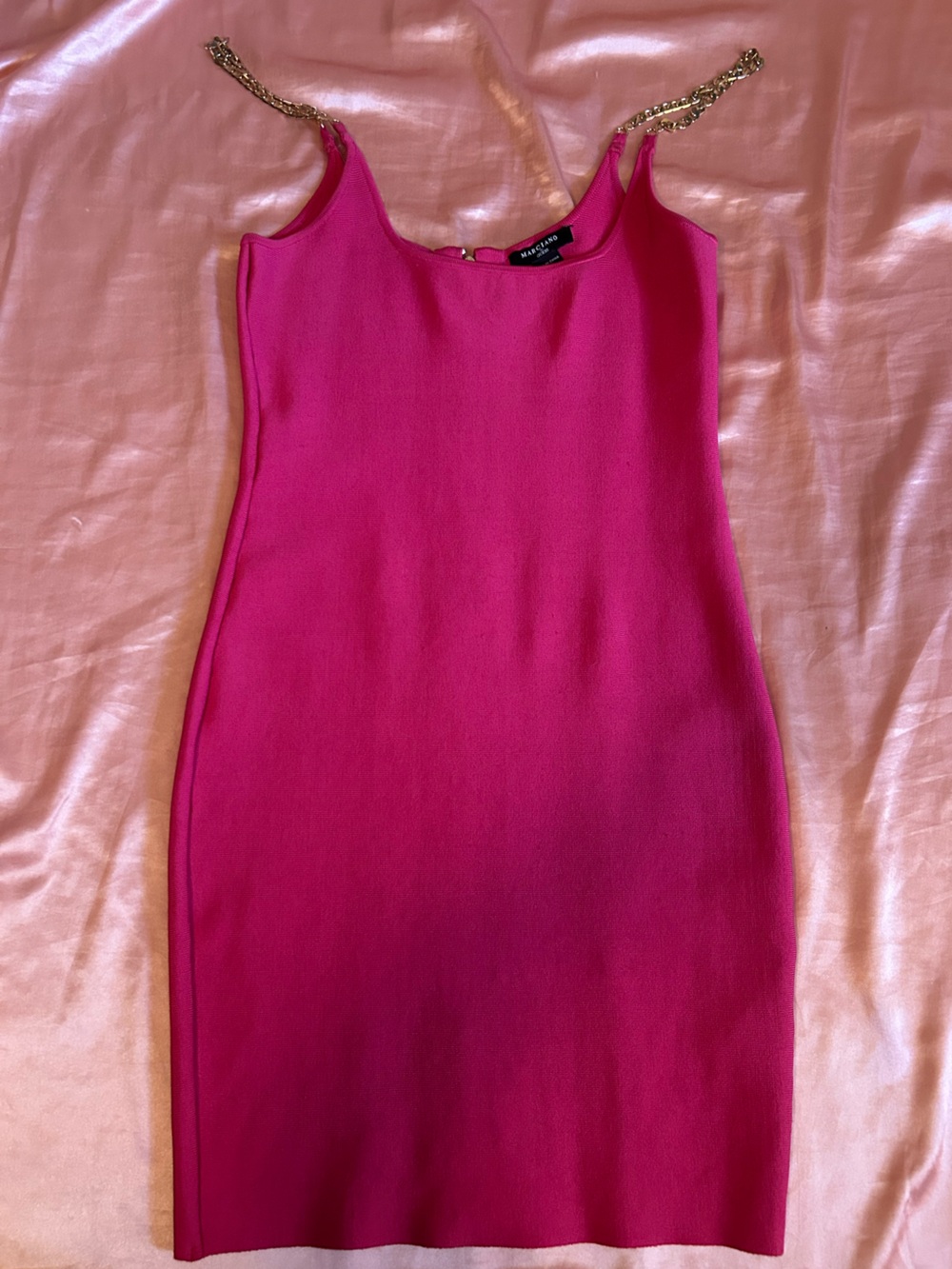 Marciano by Guess Fuchsia Chain-Strap Bodycon Bandage Mini Dress